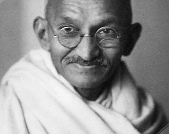 Mahatma Gandhi Poster, Vintage Photo - Iconic Mahatma Gandhi Print - Father Of The Nation (India) UK, EU USA Domestic Shipping