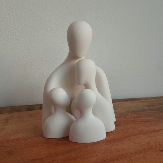 Gelukkig gezin | Beeldjes gezin | Huwelijkscadeau | Moederdag | Vaderdag | gezin | Ouders en kinderen | Minimalistisch