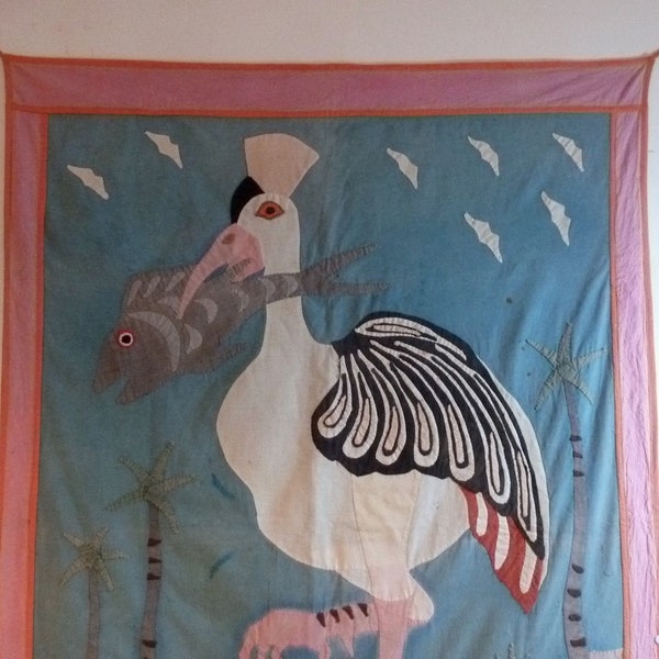 Tableau textile cigogne en tissu appliqué Art textile contemporain du Bénin