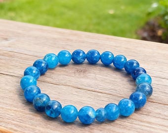 Blue Apatite Beaded Bracelet: Natural Gemstone, Minimalist Style
