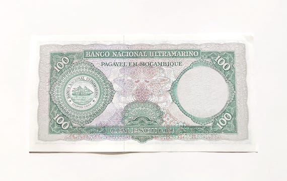 Mozambique Banknote 100 Metical Uncirculated Condition Authentic