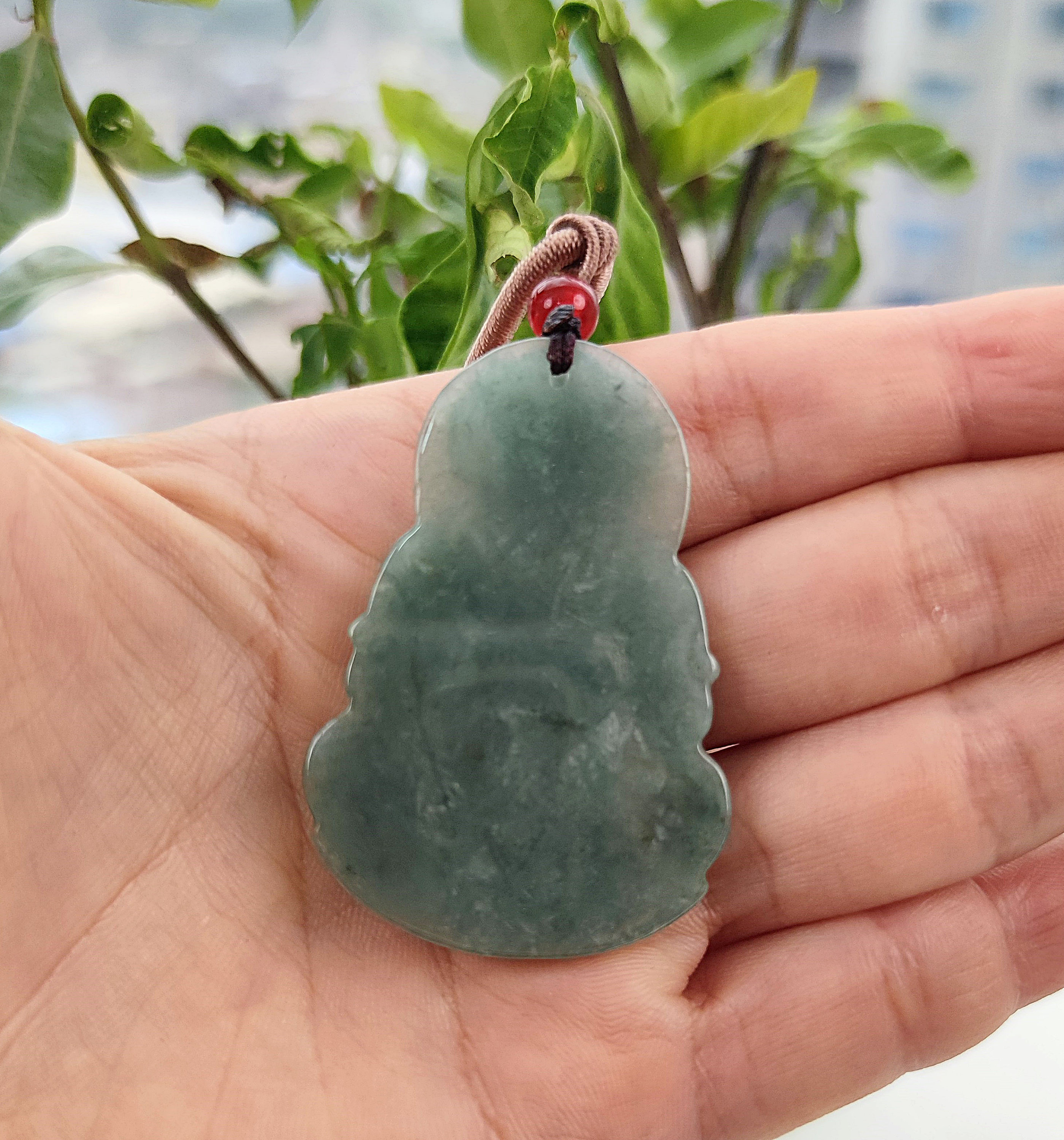 観音菩薩翡翠ペンダント：天然ビルマ産A級翡翠ネックレス - Etsy 日本