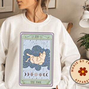 Grappige tarotkaart trui - The Fool Tarot Sweatshirt - grappige hond trui - Witchy kleding - Tarot Lover - trendy - Tumblr - influencer