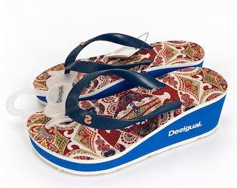 Desigual Klapki na Koturnie EU 37, Kolorowe Sandały na Platformie z Wzorem Paisley, Niebieskie Buty Letnie w Stylu Boho
