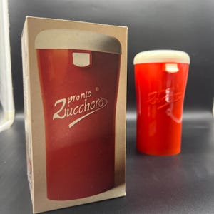 Vintage Sugar Dispenser Pronto Zucchero – Euro3Plast Italy – Retro Red Plastic Sugar Shaker – Mid Century Kitchenware – New Old Stock