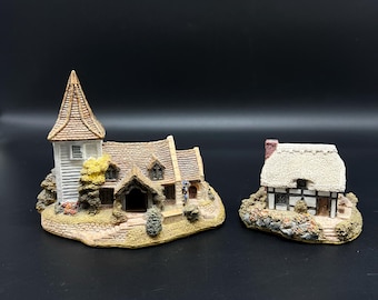 Lilliput Lane Robins Gate Cottage: 1990 Vintage Miniature Figurine