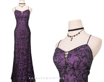 Vestido largo de fiesta vintage Betsy Adam, talla 4, morado, negro, estilo gótico floral, años 2000, con cuentas.