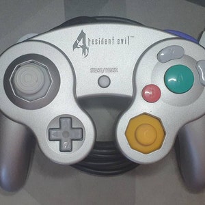 Mando oficial de Nintendo Gamecube para Resident Evil 4 en buen estado *PROBADO*