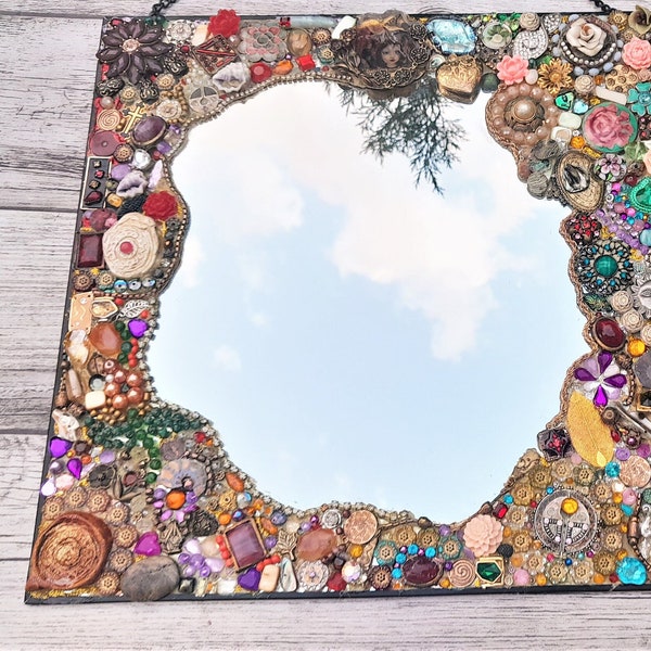 Spiegel"-Mosaik aus Vintage-Schmuck und Perlen, Einzelstück, Spiegel „Die 4 Jahreszeiten Geschenkidee,