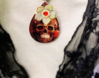 Gothic pendant necklace "Skull", fun and chic choker,,unique creation ,