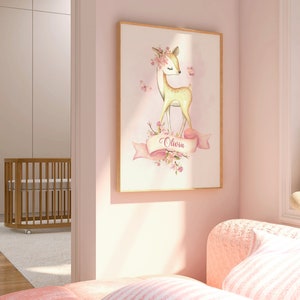 Deer Mädchen Kinderzimmer Print: Personalisiertes Baby Name Poster