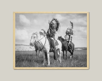 Póster antiguo de guerrero sioux: fotografía en blanco y negro, arte mural indígena (descarga digital).