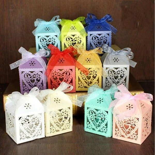 50 pcs Hollow Heart Candy Box,Chocolates Packaging Bags With Ribbons,Wedding Mariage,Baby Shower,Birthday Party,Favors For Guests,party gift