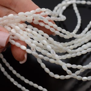 5x3mm Natural Mother of Pearl Rice Beads 15.5&quot; Strand, Iridescent Hand Carved Natural White Shell Beads, Natural White Oval MOP Beads