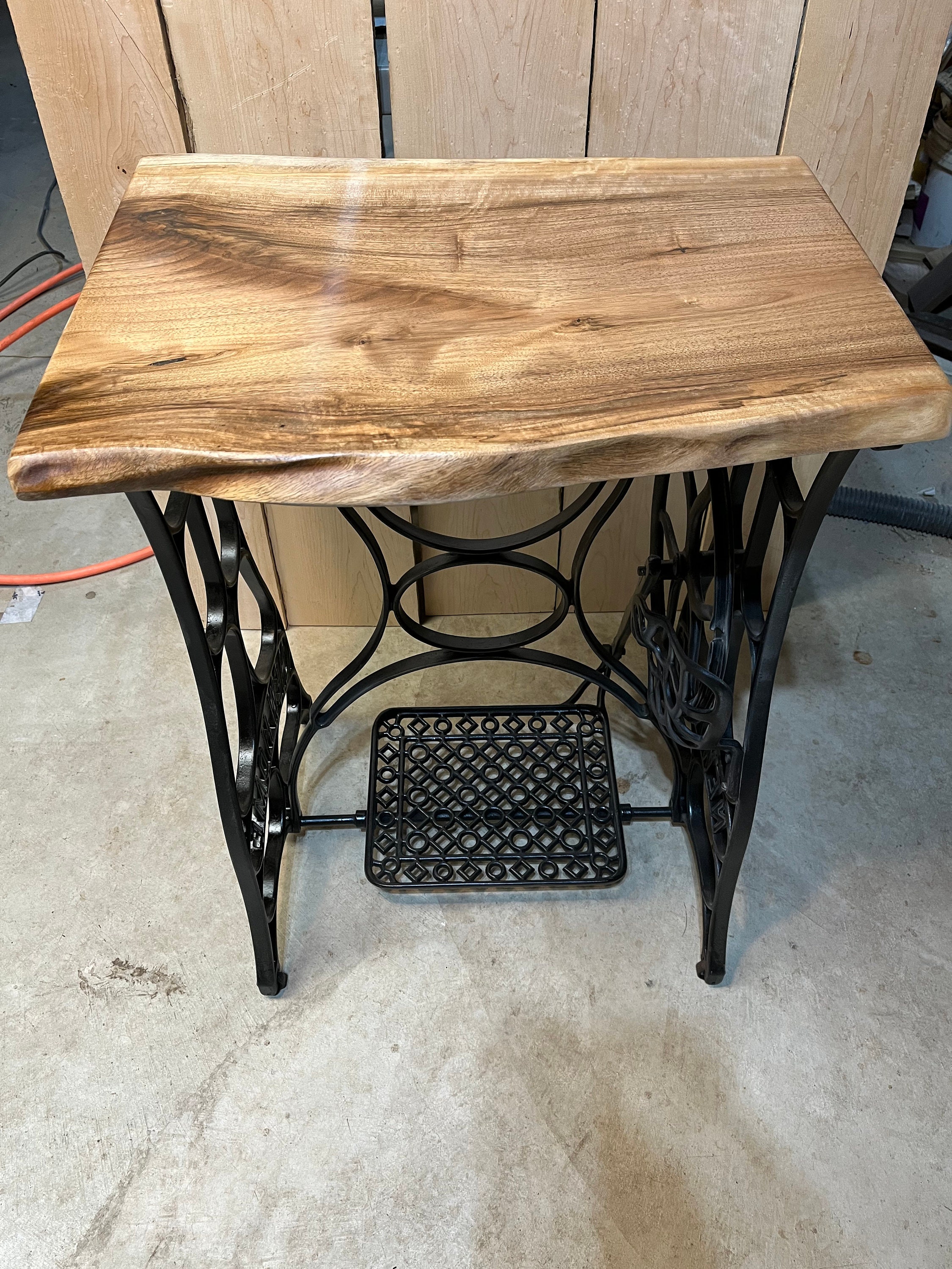 19+ Etsy Sewing Table