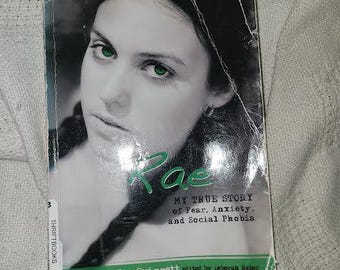 Rae: My True Story of Fear, Anxiety, and Social Phobia