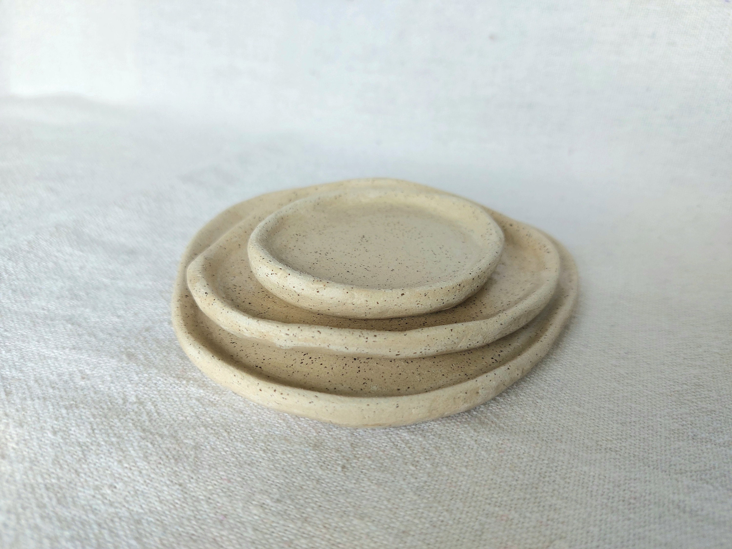 Dock 6 Pottery Oval Tray - Speckled White