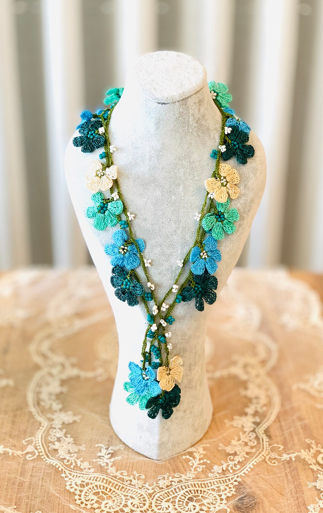 Colorful Crochet Flower Necklace, Turkish Oya, Floral Wrap