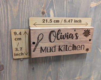 Plaque en bois massif gravée Mud Kitchen - Personnalisée