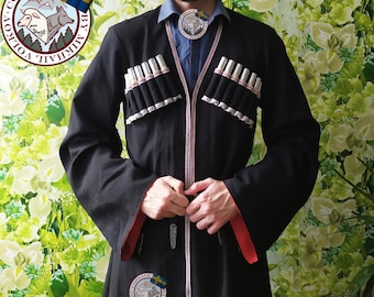 Cosaco negro Chokha Abrigo tradicional traje de hombre + 16 cofres Gazyr. Ropa étnica uniforme de la nobleza georgiana / armenia y del Cáucaso HQ