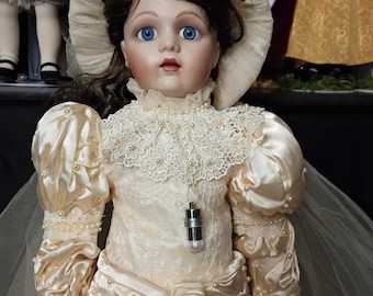Authentic Haunted/spirited Beautiful Vintage Bride Porcelain Doll