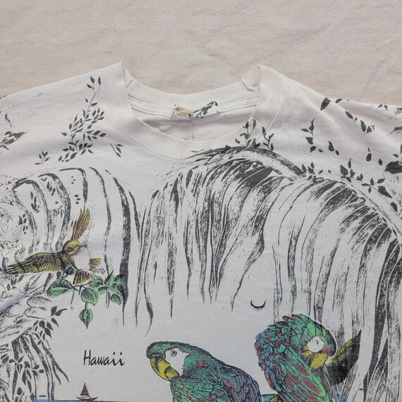 Vintage 90s all over print graphic t-shirt parrot… - image 4