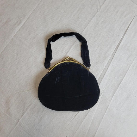 Vintage art deco purse black velvet 40s 50s brass… - image 3