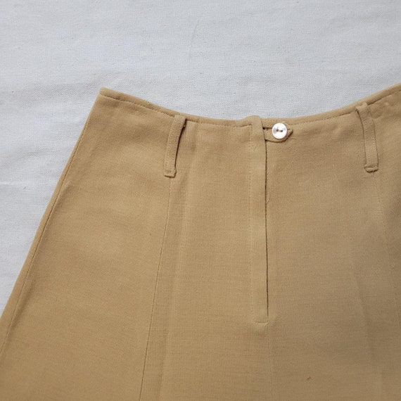 Vintage 60s / 70s tan flare skirt retro chic acad… - image 4