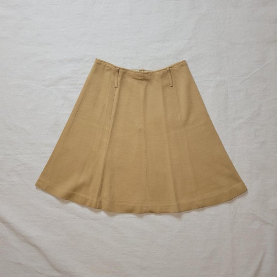 Vintage 60s / 70s tan flare skirt retro chic acad… - image 3