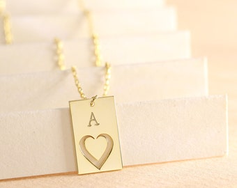 Initial Heart Gold Necklace, Personalized Initial Jewelry, | Minimal Letter Necklace ,Heart Necklace,Gold initial necklace ,Mothers day gift