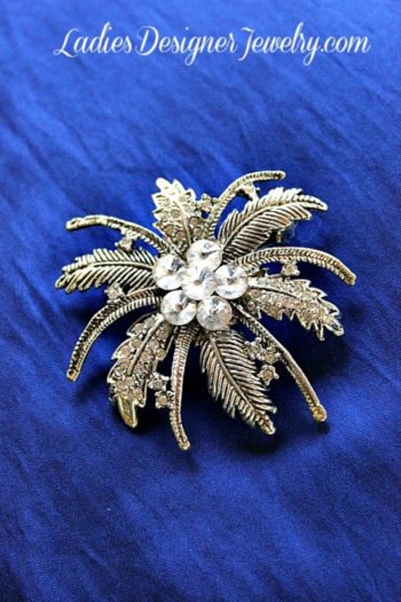 Vintage Diamond Crystal Chaton Rhinestone Flower B