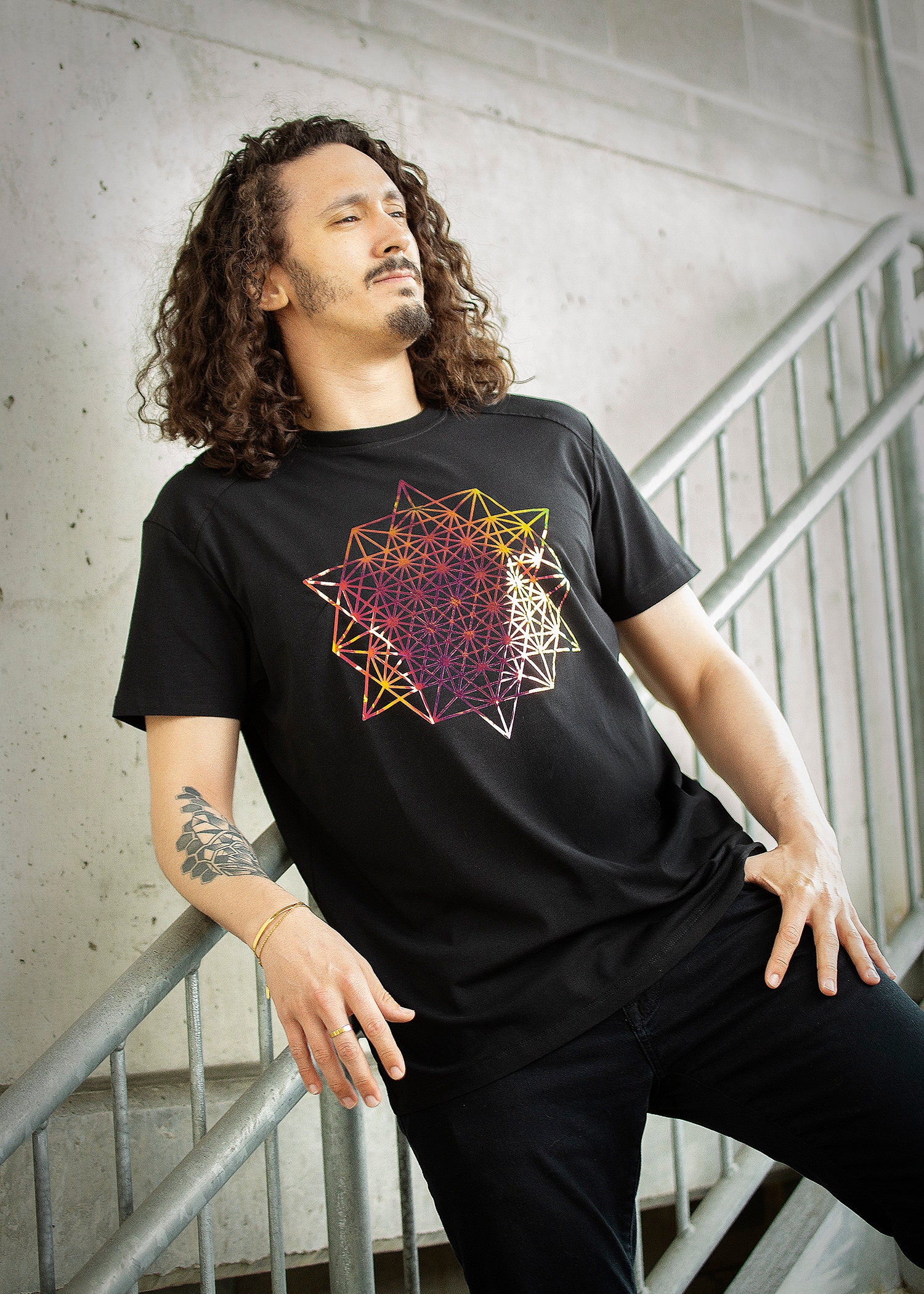 T Shirt Noir / Tétraèdre Holographique