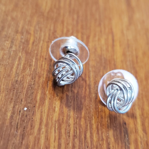 Vintage wire lover's knot stud earrings