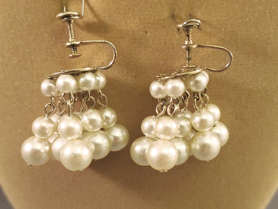 Cute pearl cluster, dangle earrings - image 1