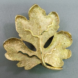 Vintage BSK gold tone leaf pin/pendant
