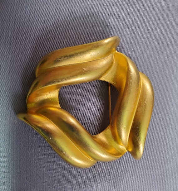 Vintage gold tone matte finish modernist brooch