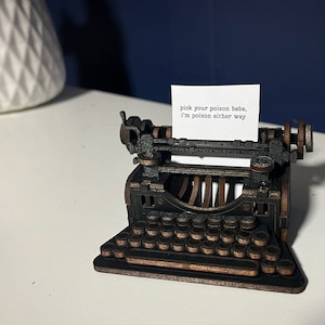 Mini máquina de escribir personalizada con 10 páginas intercambiables inspiradas en TTPD (opciones personalizadas disponibles)
