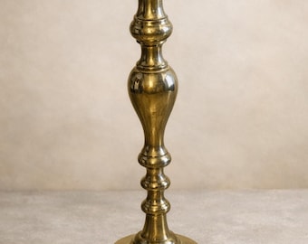 Mässingsljusstake 45 cm spikplatta tillverkad i Indien Vintage