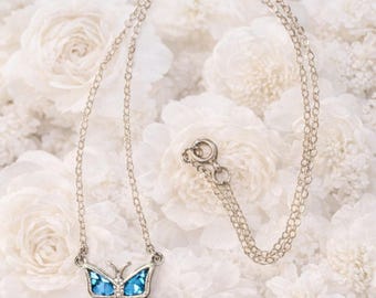 Collar con colgante de mariposa de turquesa incrustada en plata de ley 925, cadena de 38 cm (15 pulgadas), delicado.