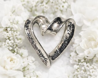 Colgante de corazón Jacmel de plata de ley 925 con la frase "Mis personas favoritas me llaman Nana".