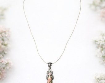 Collar con colgante de unakita de plata de ley 925 en cadena italiana de plata de ley de 45 cm (18 pulgadas).