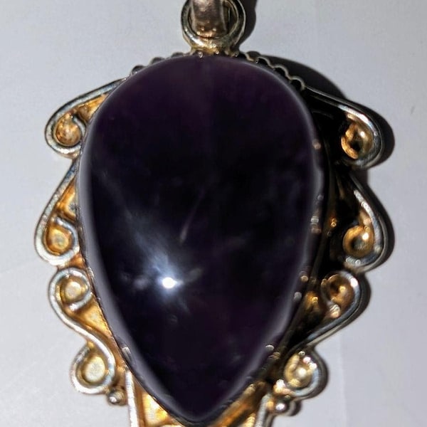 VTG 925 Sterling Silver Pendant with Beautiful Smoky Black Purple Stone 1.5 in