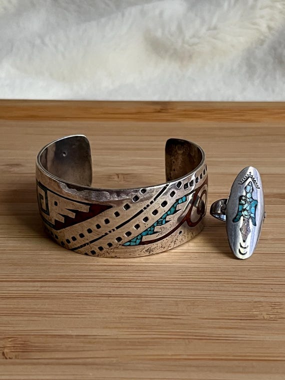 Rare Vintage Native American Navajo Turquoise Coral Chip Inlay Arrows Sterling Silver Bracelet Rare Vintage Native American Navajo Turquoise Coral Chip Inlay Arrows Sterling Silver Bracelet