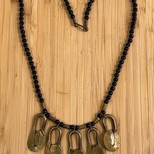 VTG 1960s-1970s Artisan Brutalist Brass Swirls Black Glass Beaded Necklace