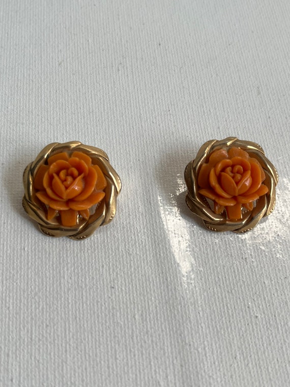 2 VTG 1940s-1960s Coral Color Rose Lucite? Gold To