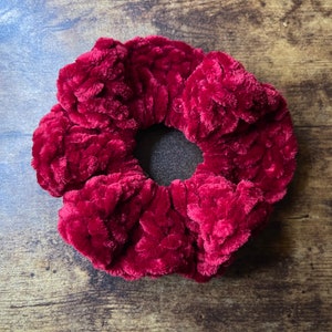 Jumbo Velvet Scrunchies, Crochet Velvet Scrunchies, Handmade Scrunchies, Velvet Curly Hair Accessories, Velvet Accessories
