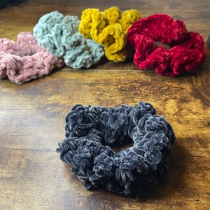 Jumbo Velvet Scrunchies, Crochet Velvet Scrunchies, Handmade Scrunchies, Velvet Curly Hair Accessories, Velvet Accessories