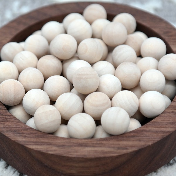 Wooden Balls For Crafts, Unfinished Round Wood Balls, 1/2 Inch Diameter Wooden Balls, for Crafts and DIY Projects, Small Wooden Balls
