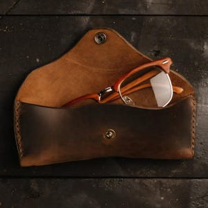 Handgefertigte Leder Brillenetui aus echtem Leder