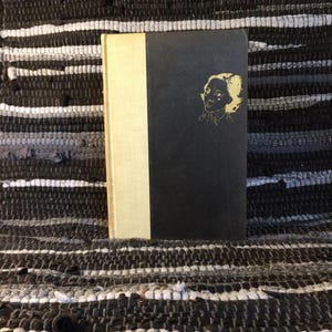 L&#39;histoire d&#39;Henry Esmond, une édition du milieu du 20e siècle d&#39;un roman historique